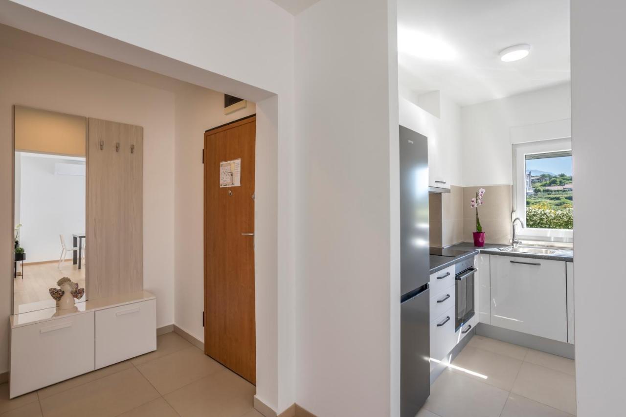 Coastal Apartment 1 Сплит Экстерьер фото