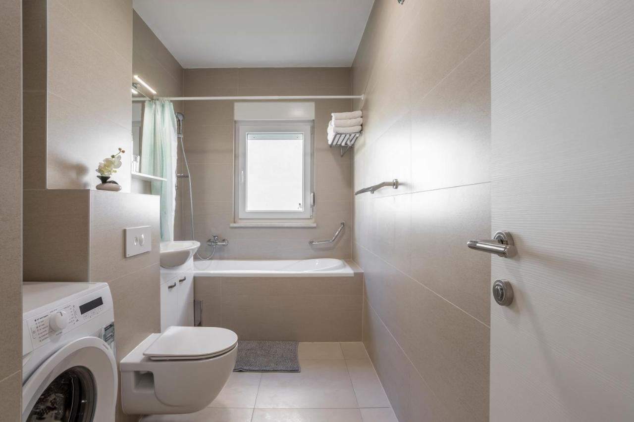Coastal Apartment 1 Сплит Экстерьер фото
